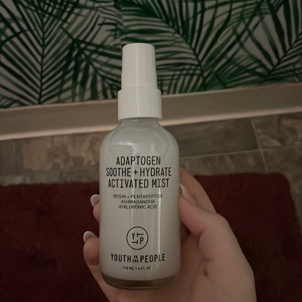 Youth to the people hydrating mist